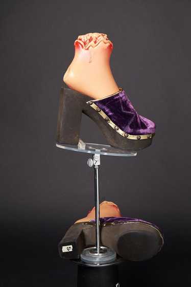Vintage 1970s Purple Velvet Platform Mules Heels S
