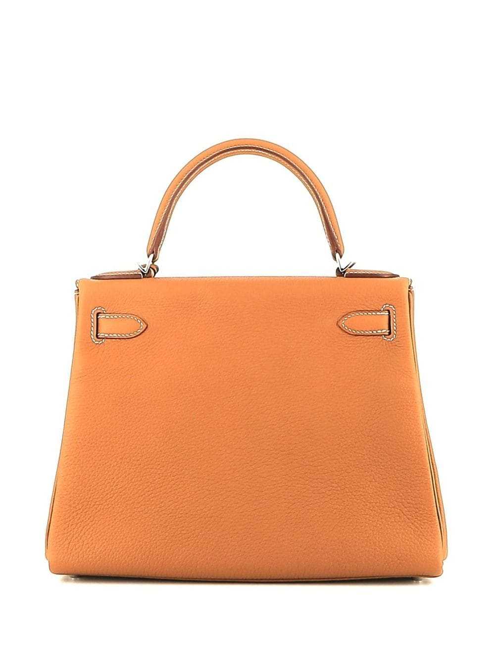 Hermès Pre-Owned 2022 Kelly 28 handbag - Orange - image 2