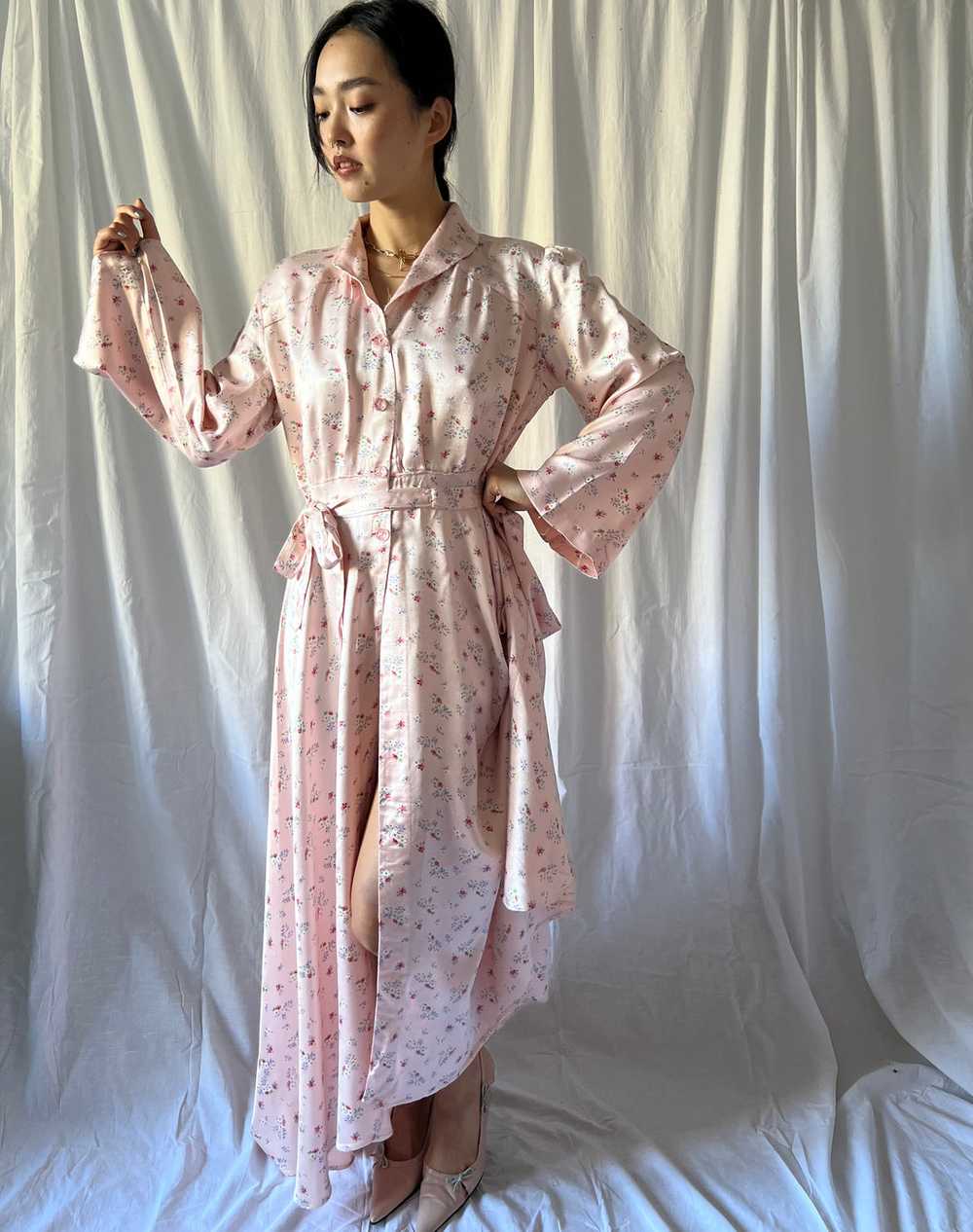 1930s floral gown robe soft pink silk satin - image 12