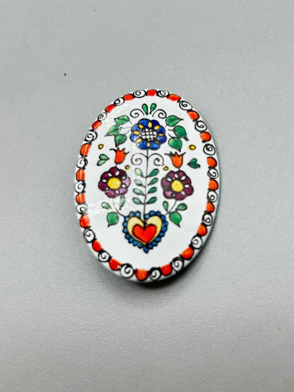 Vintage Hand Painted Folk Art Pin Brooch Enamel F… - image 2