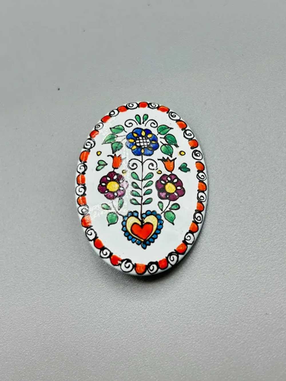 Vintage Hand Painted Folk Art Pin Brooch Enamel F… - image 3