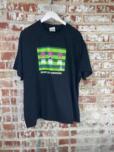 Gildan 2003 Atari "Know your Enemies" Video Game t