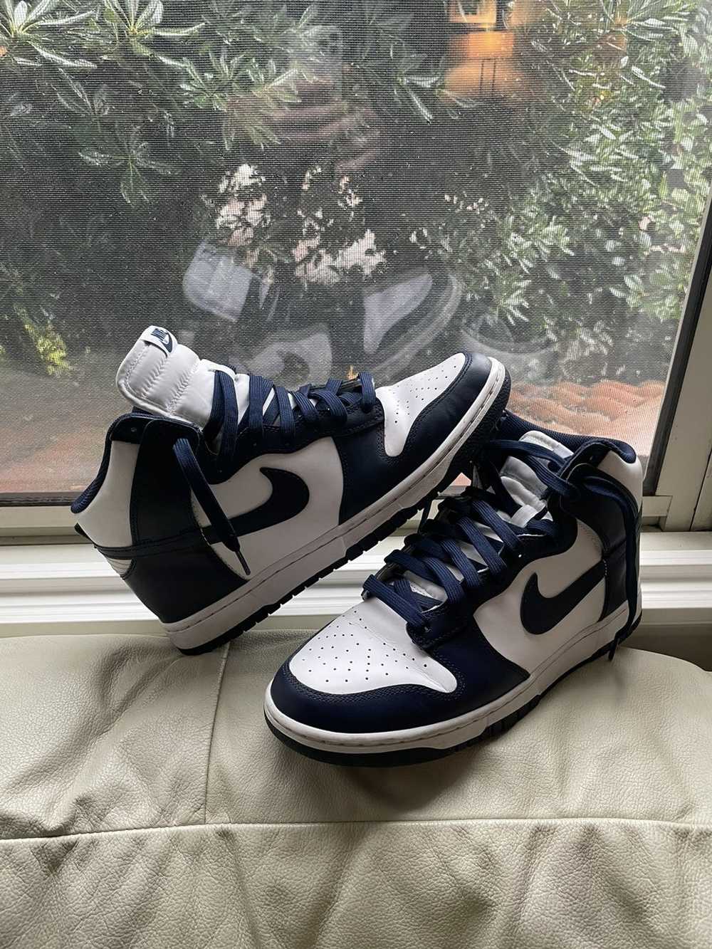 Nike Dunk midnight navy size 9.5 - image 1