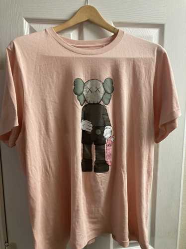 Uniqlo Uniqlo x Kaws