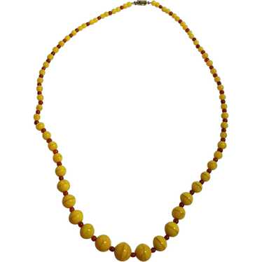 Vintage Graduated Glass Bead Necklace