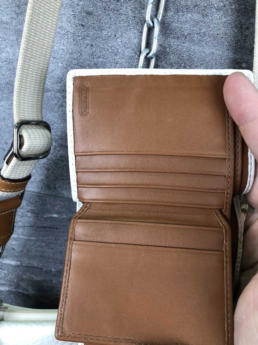 Coach british hot sale tan wallet