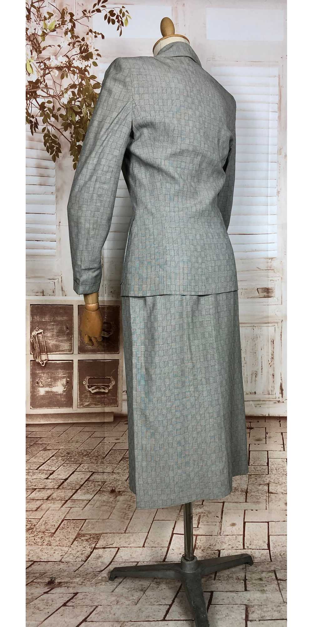 Unusual 1940s Original Vintage Grey Basket Weave … - image 7
