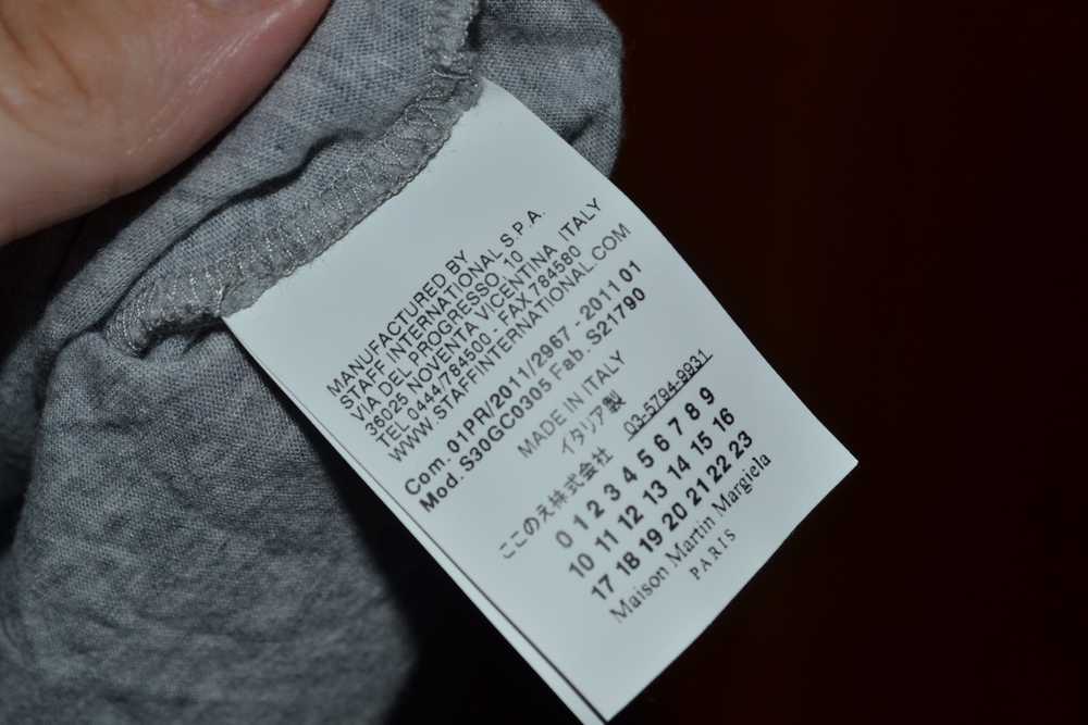 Maison Margiela long gray t-shirt - image 4