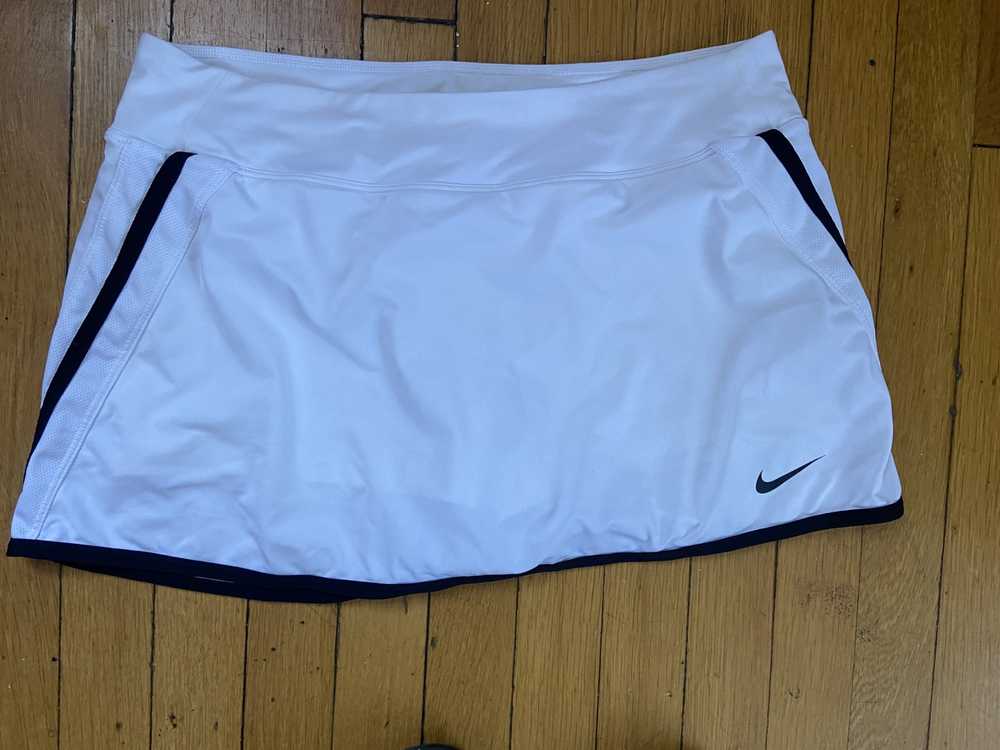 Nike Nike White Tennis Skirt DriFit Ladies Large - image 1
