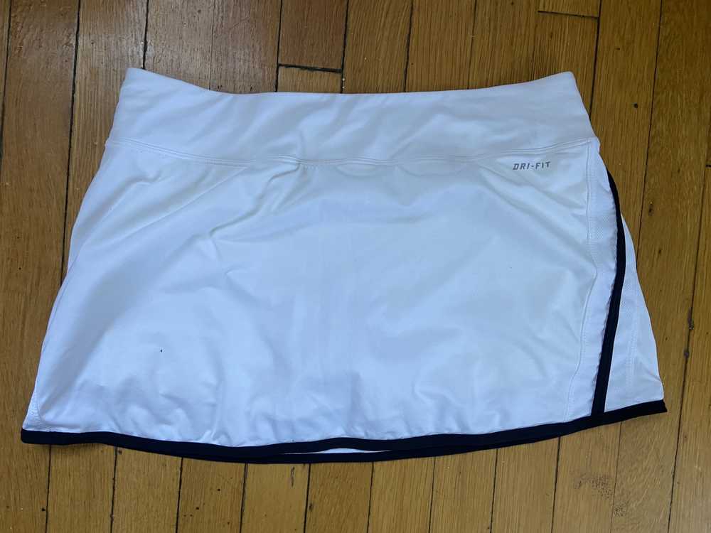 Nike Nike White Tennis Skirt DriFit Ladies Large - image 3