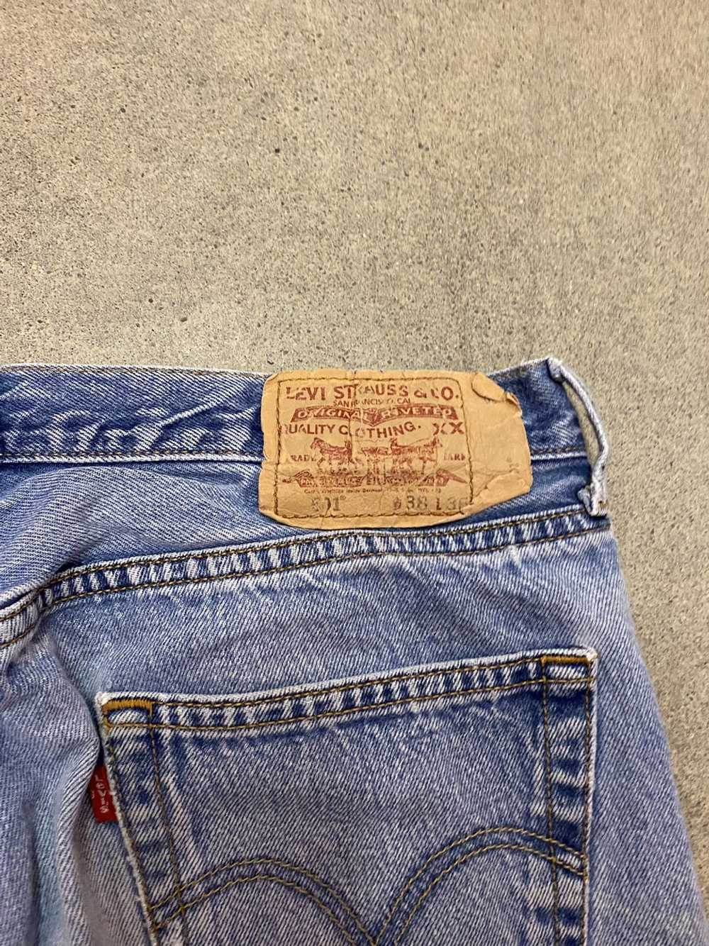 Levi's × Vintage Thrashed 90s levis 501 - image 6