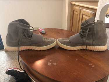 Yeezy hot sale 750 size