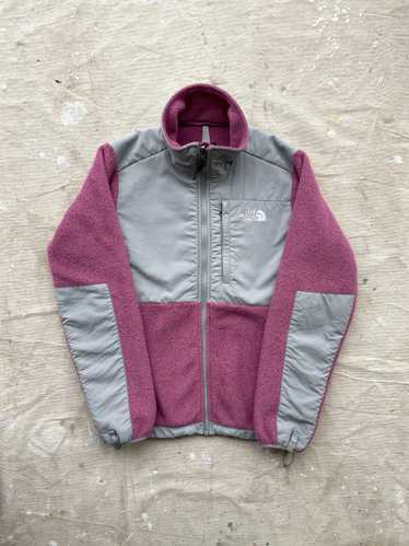 THE NORTH FACE DENALI—PINK/GREY [S] - image 1