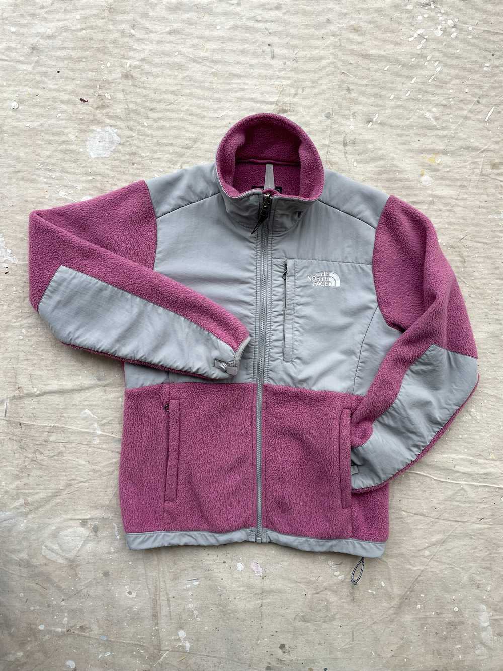 THE NORTH FACE DENALI—PINK/GREY [S] - image 3