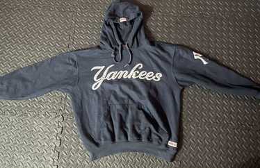 Supreme®/New York Yankees™ Airbrush Hooded Sweatshirt