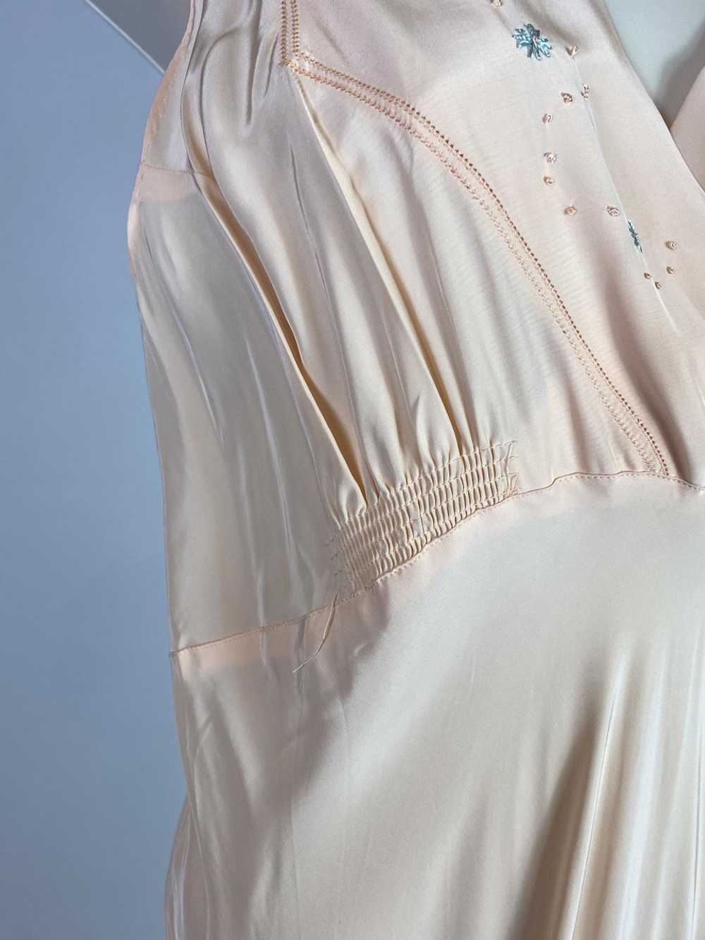 1940s - 1950s Pink Rayon Maxi Slip Dress Bias Cut… - image 4