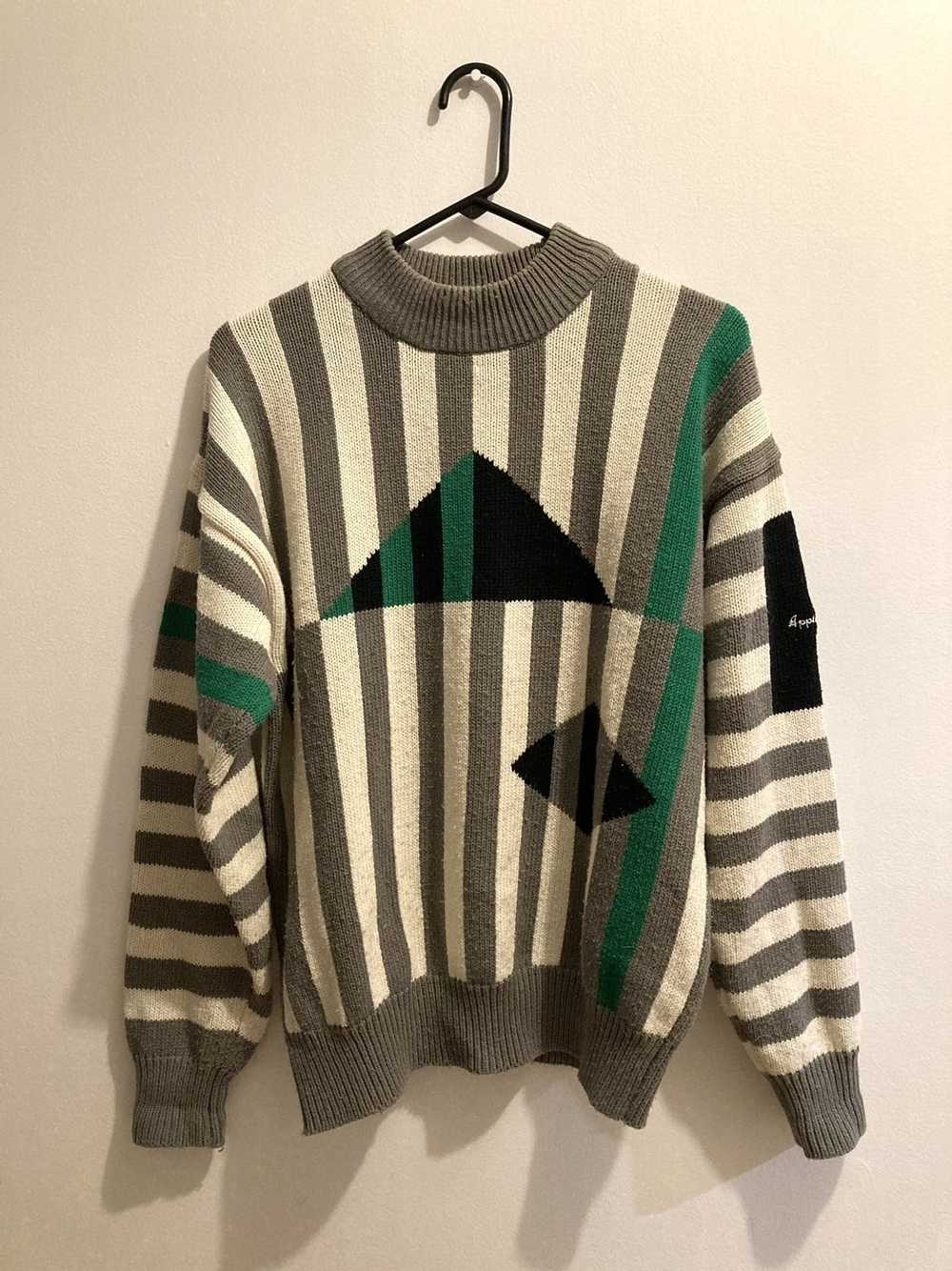 Streetwear Aureus Apple Mountain Sweater - image 1