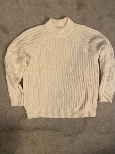 Uniqlo Uniqlo U Mockneck White Low Gauge