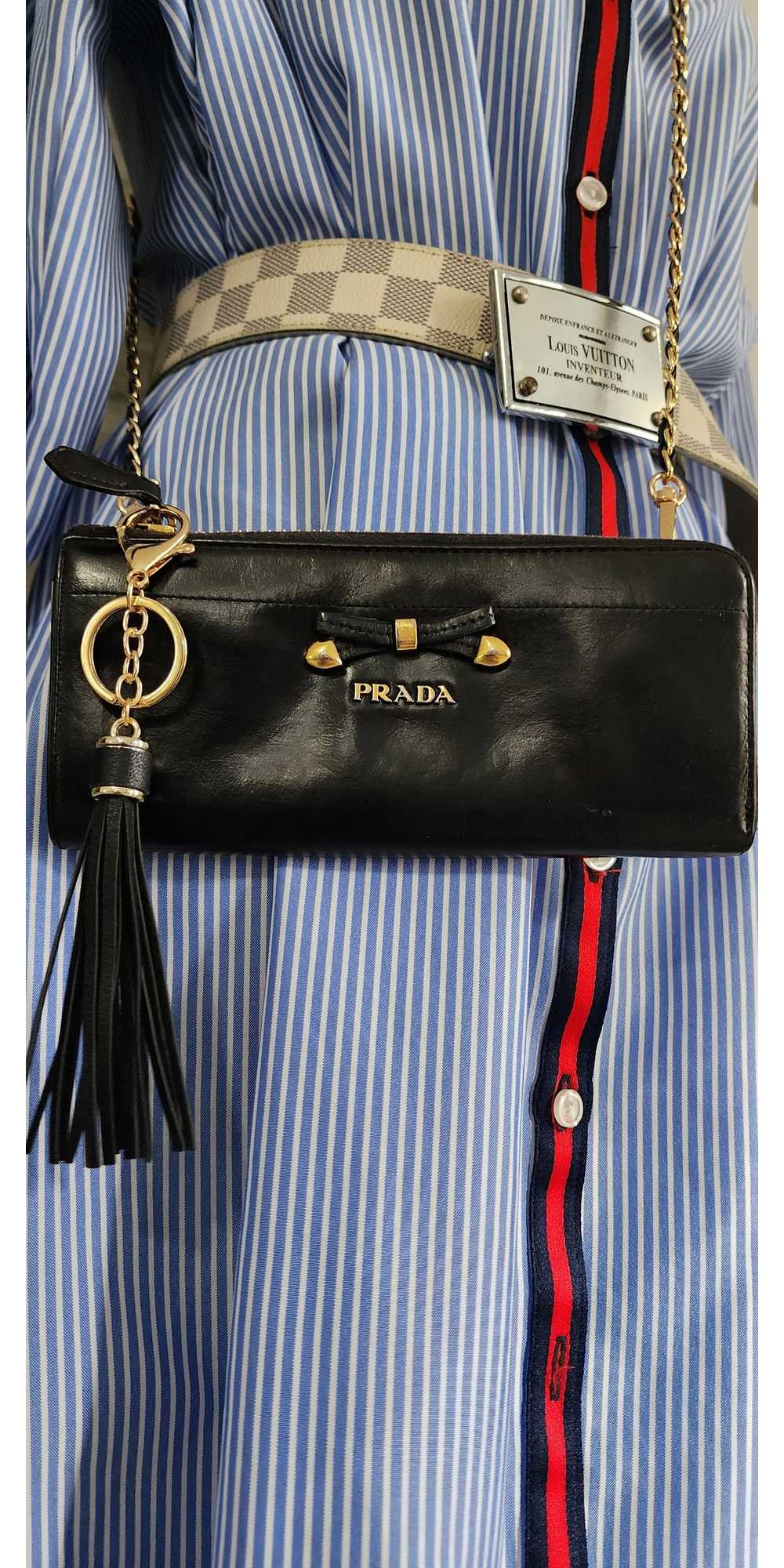 Prada Zippy Leather Bow Wallet on Chain - image 1