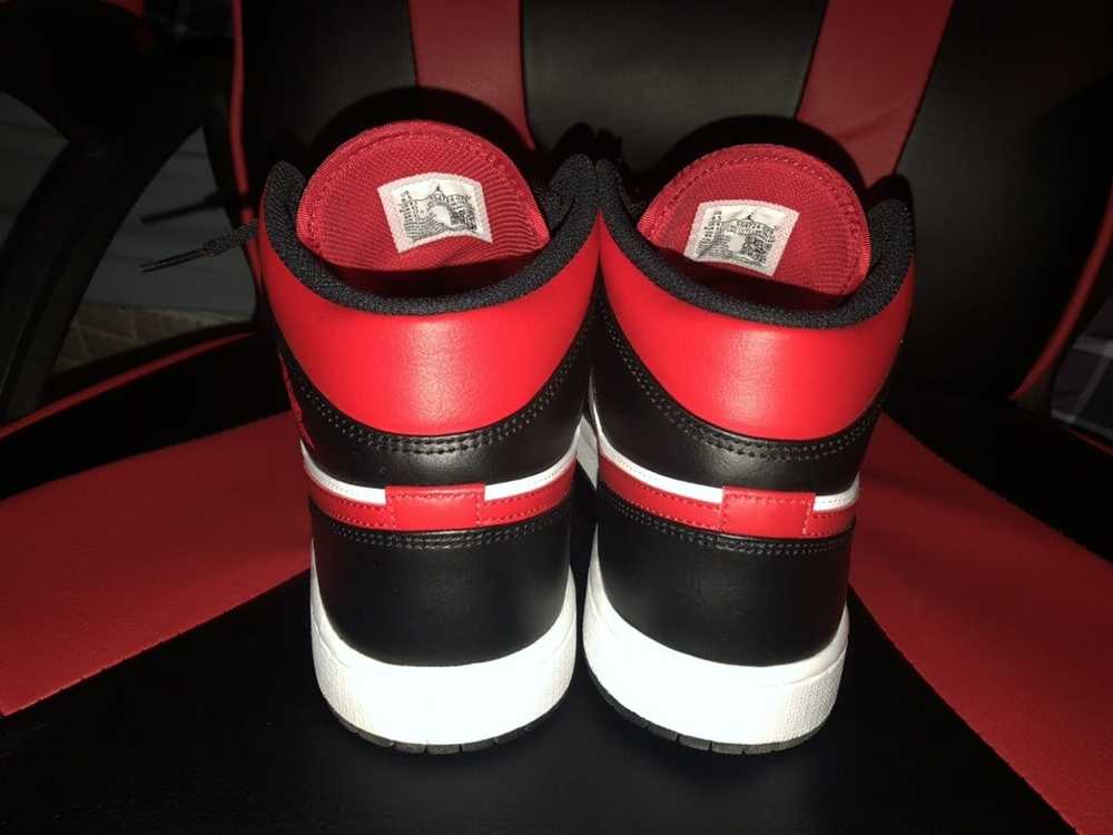 Jordan Brand Jordan 1 mid bred toe - image 5