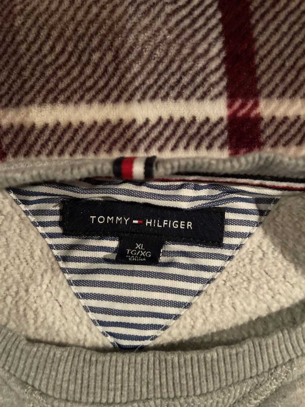 Tommy Hilfiger Tommy Hilfiger Logo Crewneck - image 3