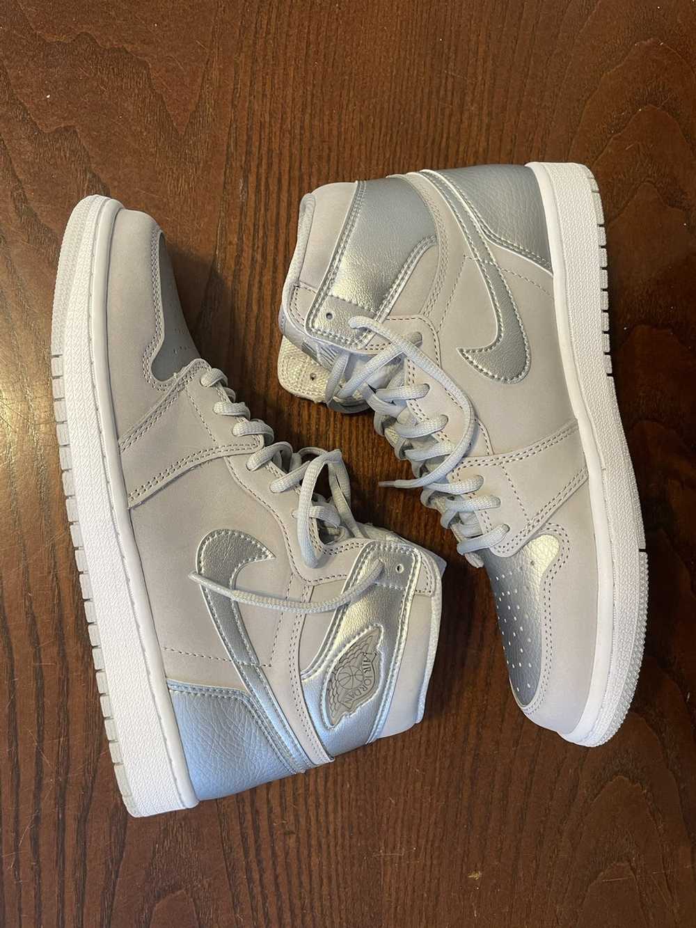 Jordan Brand × Nike Air Jordan 1 High OG CO JP - image 2