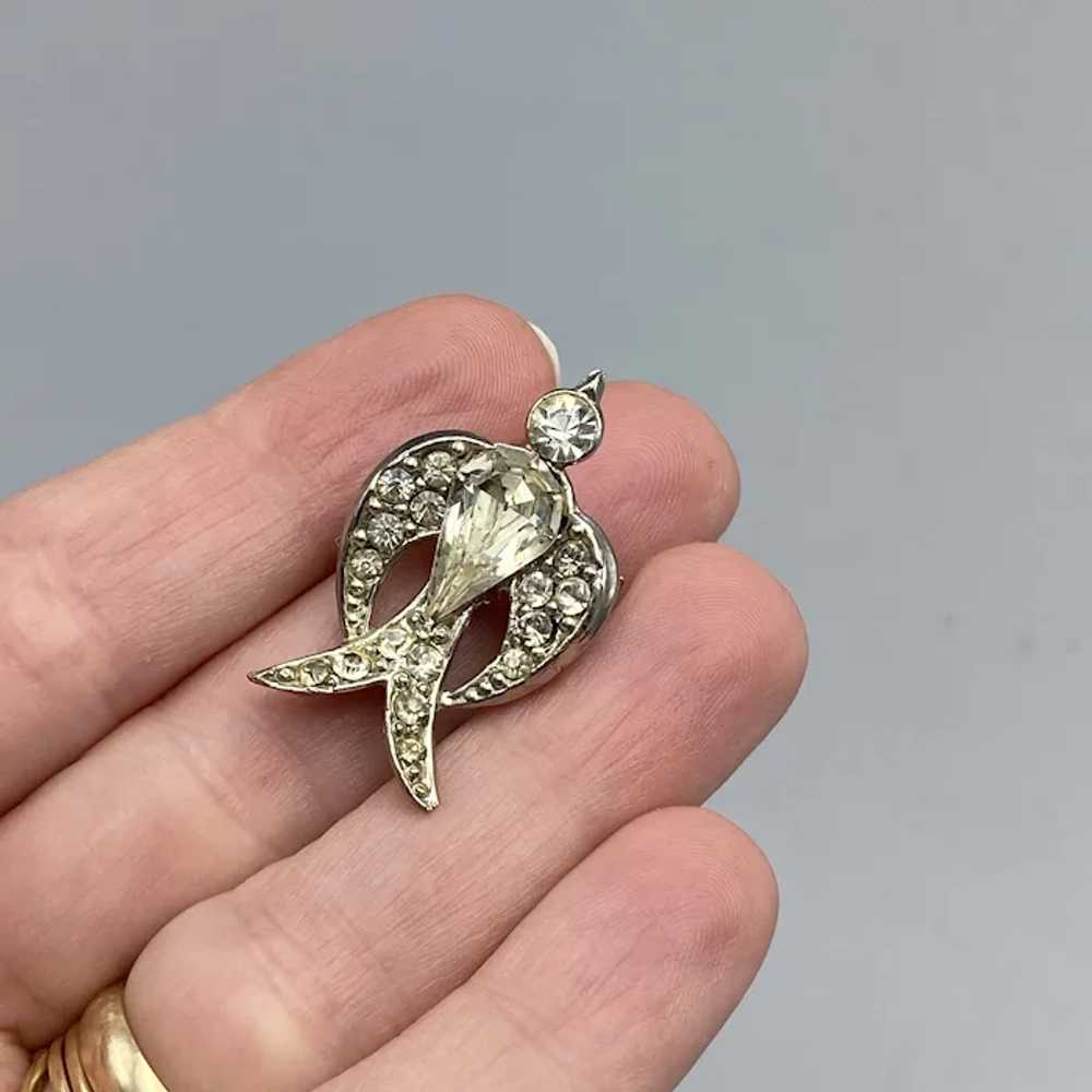 Small Vintage Clear Rhinestone Swallow Pin Brooch - image 2