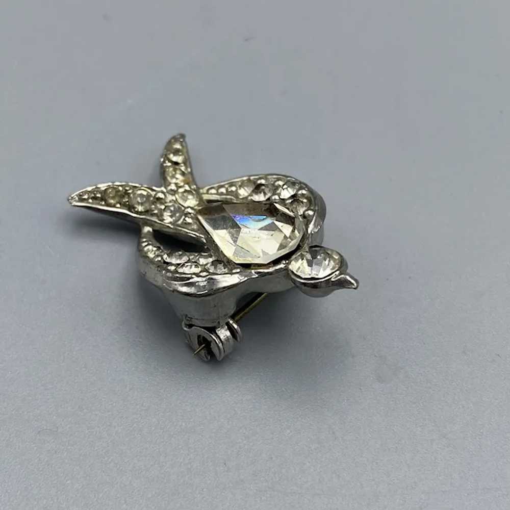 Small Vintage Clear Rhinestone Swallow Pin Brooch - image 6