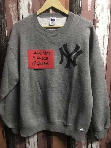 Vintage 90s “NY&CO” New York and Company Crewneck sweatshirt size Medium  oversized.