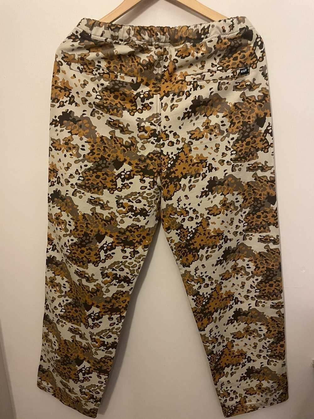 Huf Huf desert camo pants - image 2