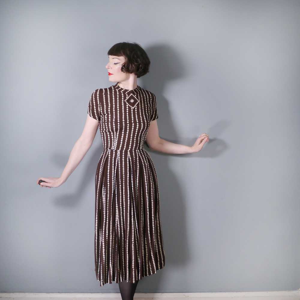 40s BROWN AND CREAM POLKA DOT CREPE DRESS - XS - image 4