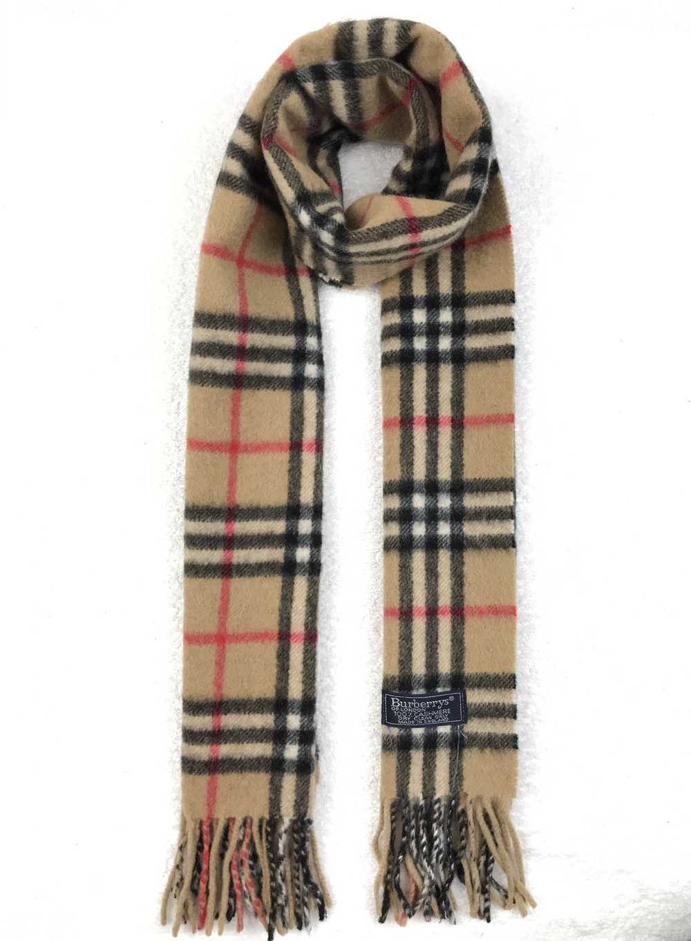 Burberry × Luxury × Vintage Vintage Burberry Scar… - image 1