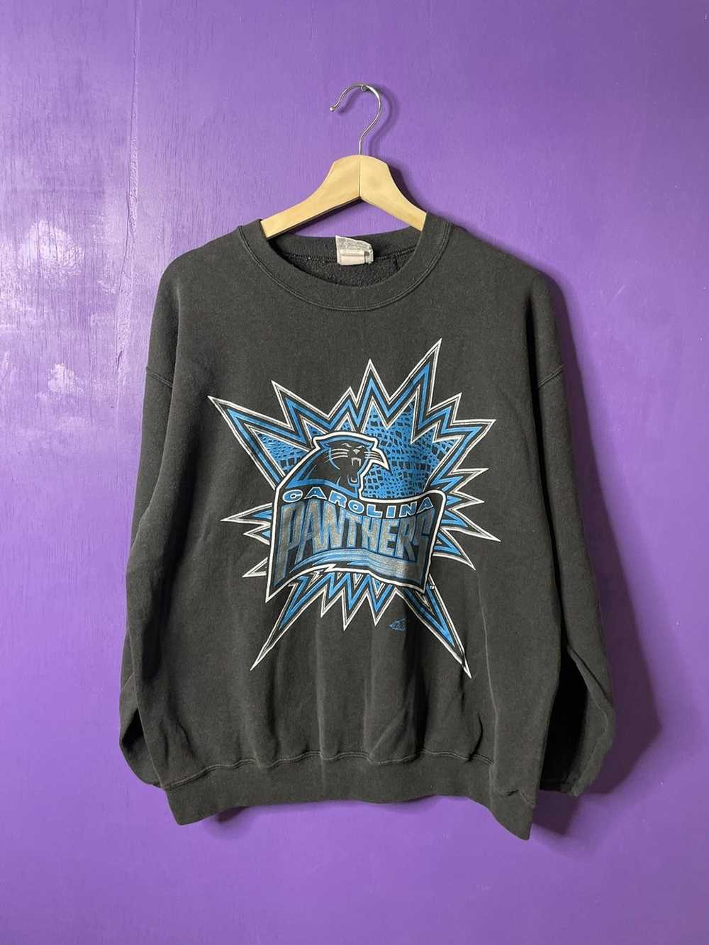 Zubaz Dallas Cowboys Athletic Heather Gray Crew Neck Sweatshirt w/ Single Color Zebra Graphic, Extra Large