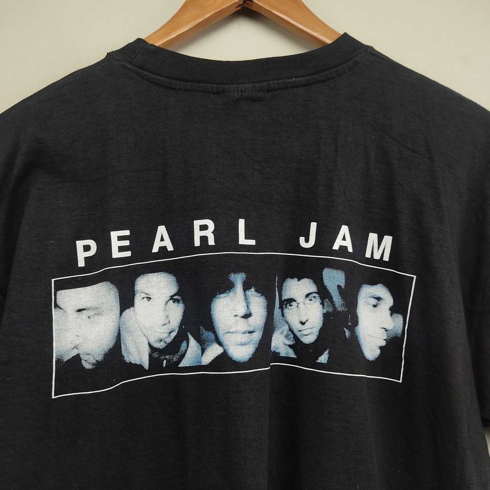Band Tees × Rock Tees × Vintage 90's Pearl Jam Bi… - image 6
