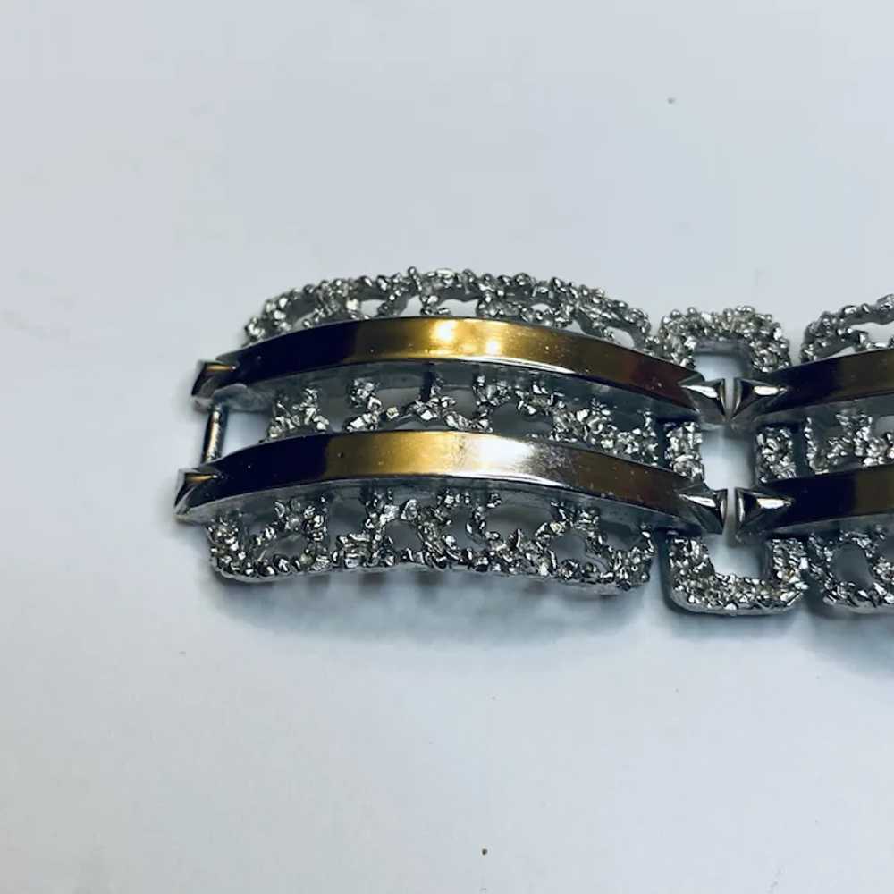 Modernist Crown Trifari Brooch and Matching Brace… - image 8
