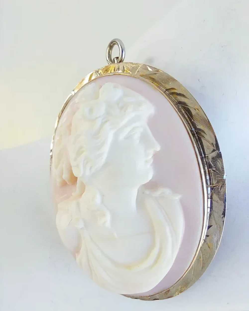 Antique Victorian 10K Gold Hand Carved Pink Shell… - image 2