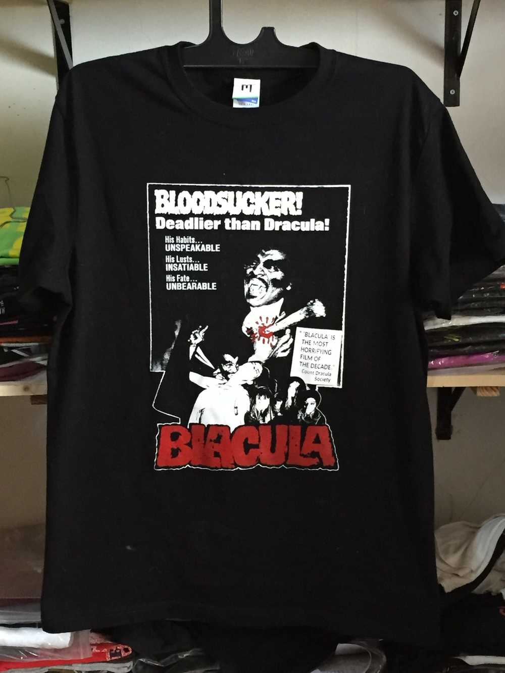 Movie × Streetwear Blacula Horror Movie Shirt - image 1