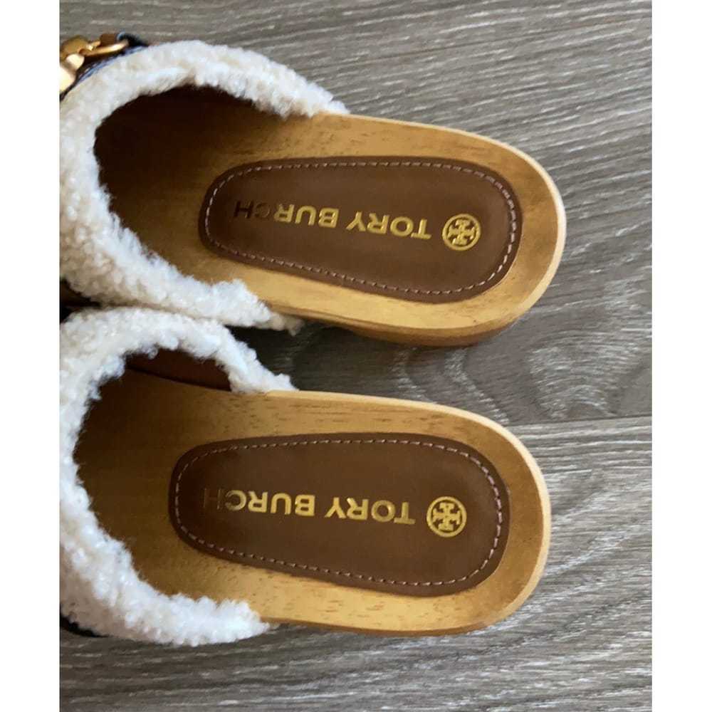 Tory Burch Leather mules & clogs - image 9