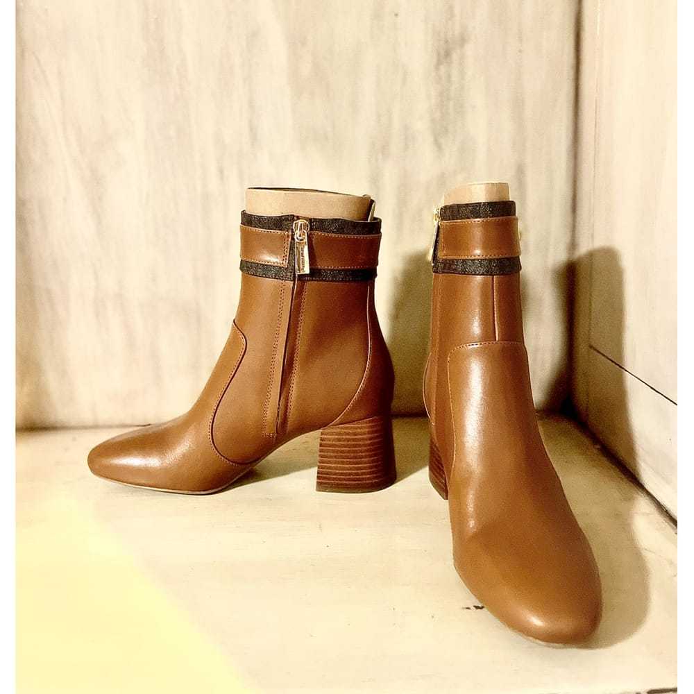 Michael Kors Leather ankle boots - image 3