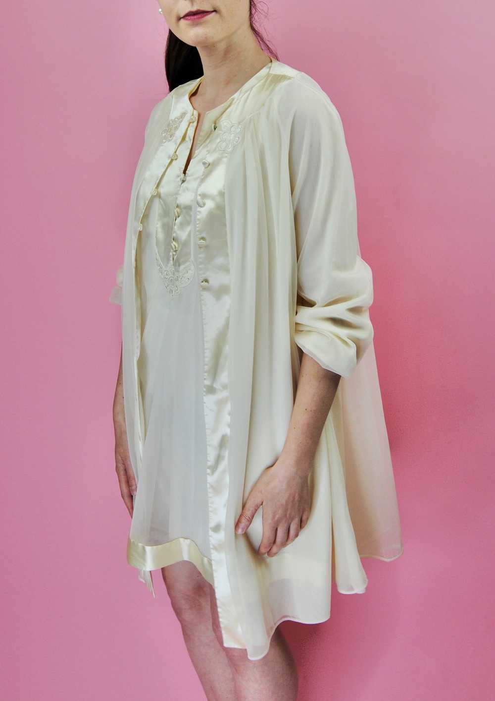 1960s Vintage Gossard Nightgown & Robe Set - Sm t… - image 3