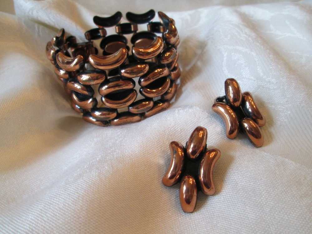 Renoir Anodized Bracelet and Earrings - image 1