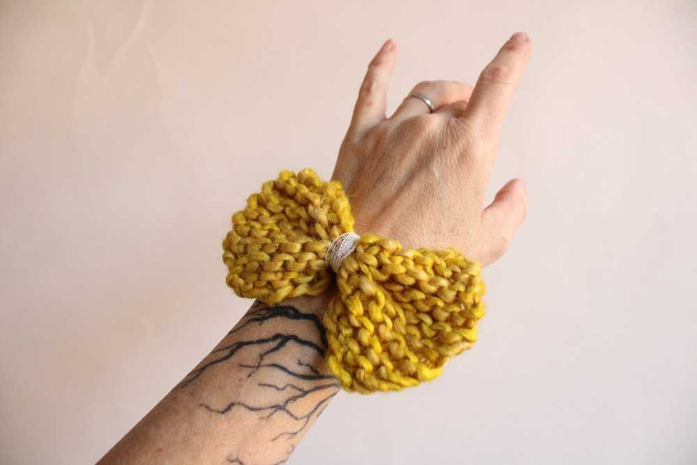 Handknit "Corn and Honey" Yellow Hair Bow with Vi… - image 2