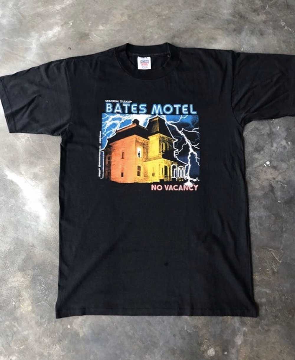 Movie × Vintage Vintage Bates Motel Psycho tee DR… - image 2
