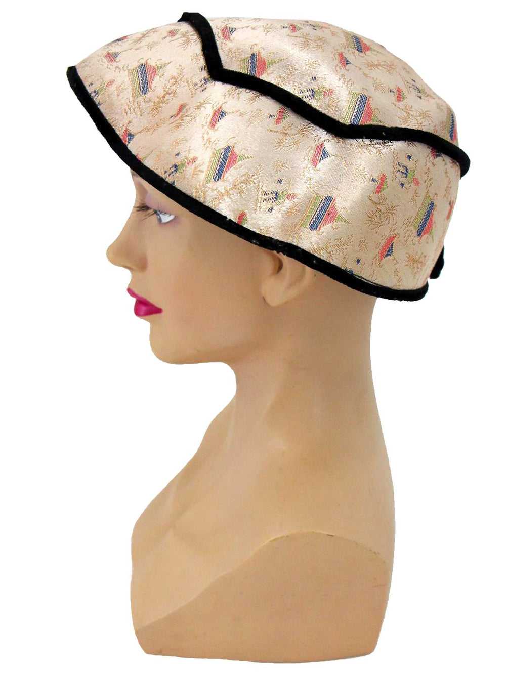 1950s Vintage Oriental Fluted Halo Hat - image 3