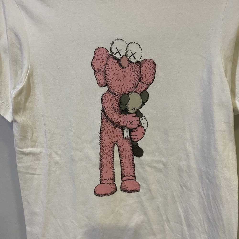 Kaws × Uniqlo RARE OG‼️Uniqlo X Kaws White Size X… - image 3