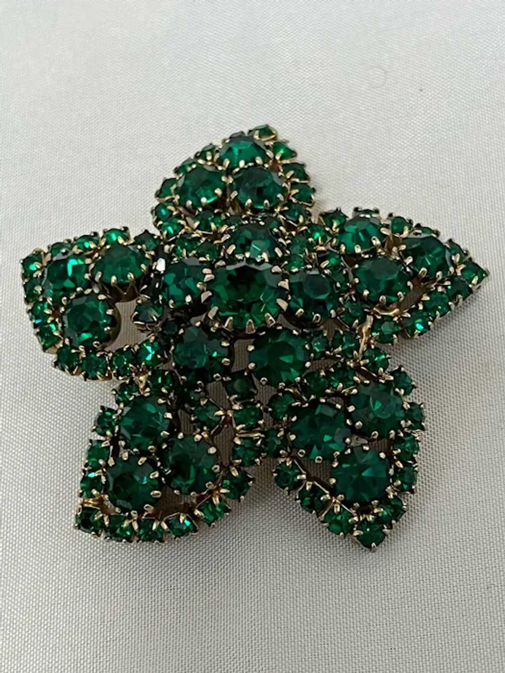 Weiss Green Rhinestones Brooch and Earrings - image 2