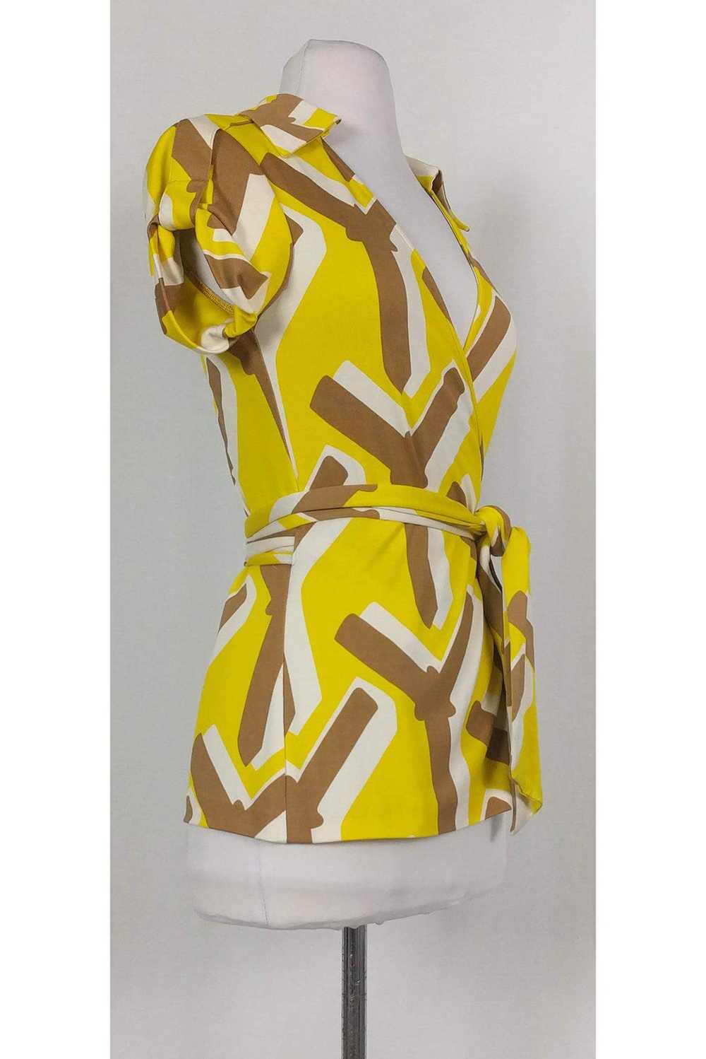 Diane von Furstenberg - Yellow Printed Wrap Top S… - image 2