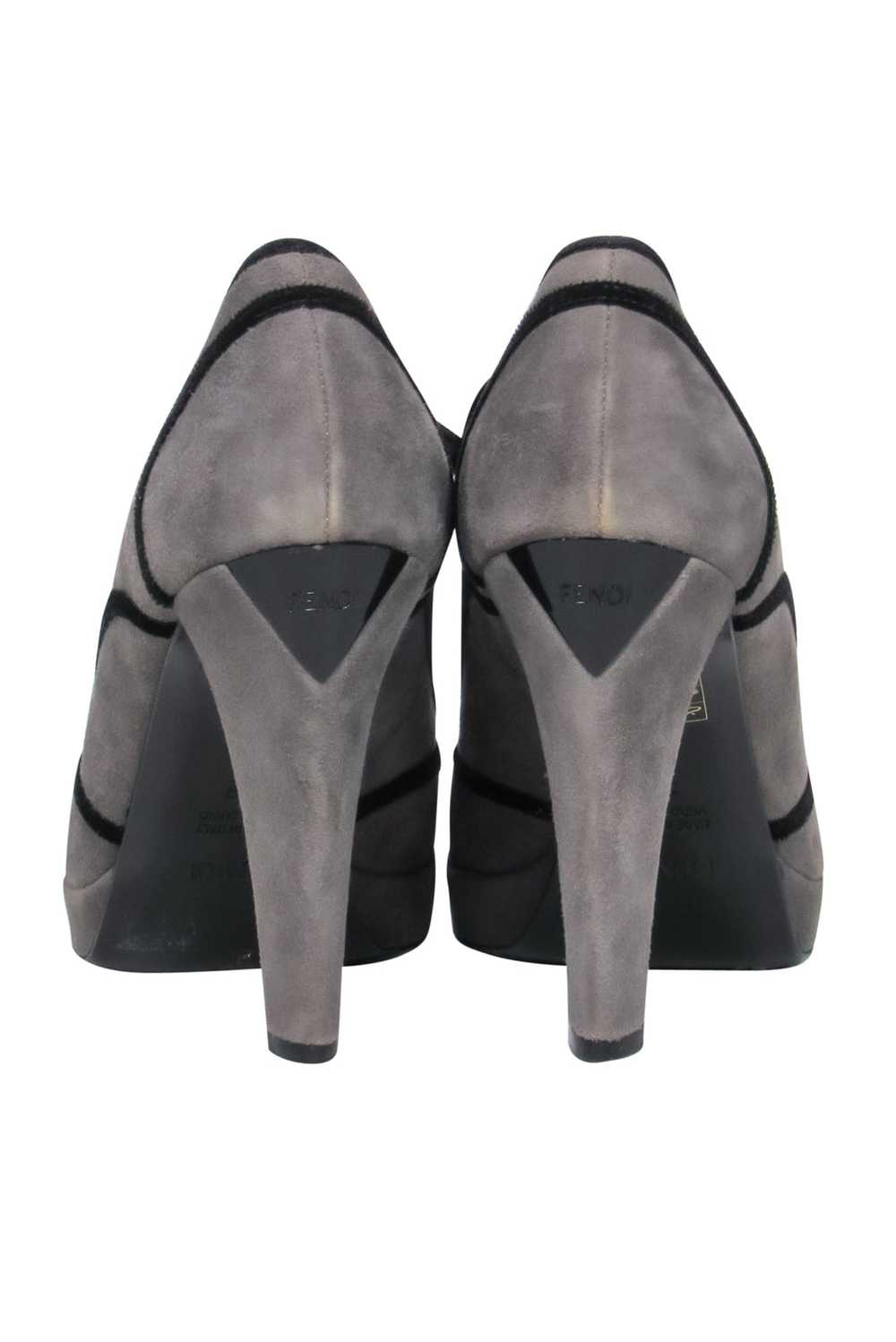 Fendi - Grey Suede Pumps w/ Black Velvet Details … - image 4