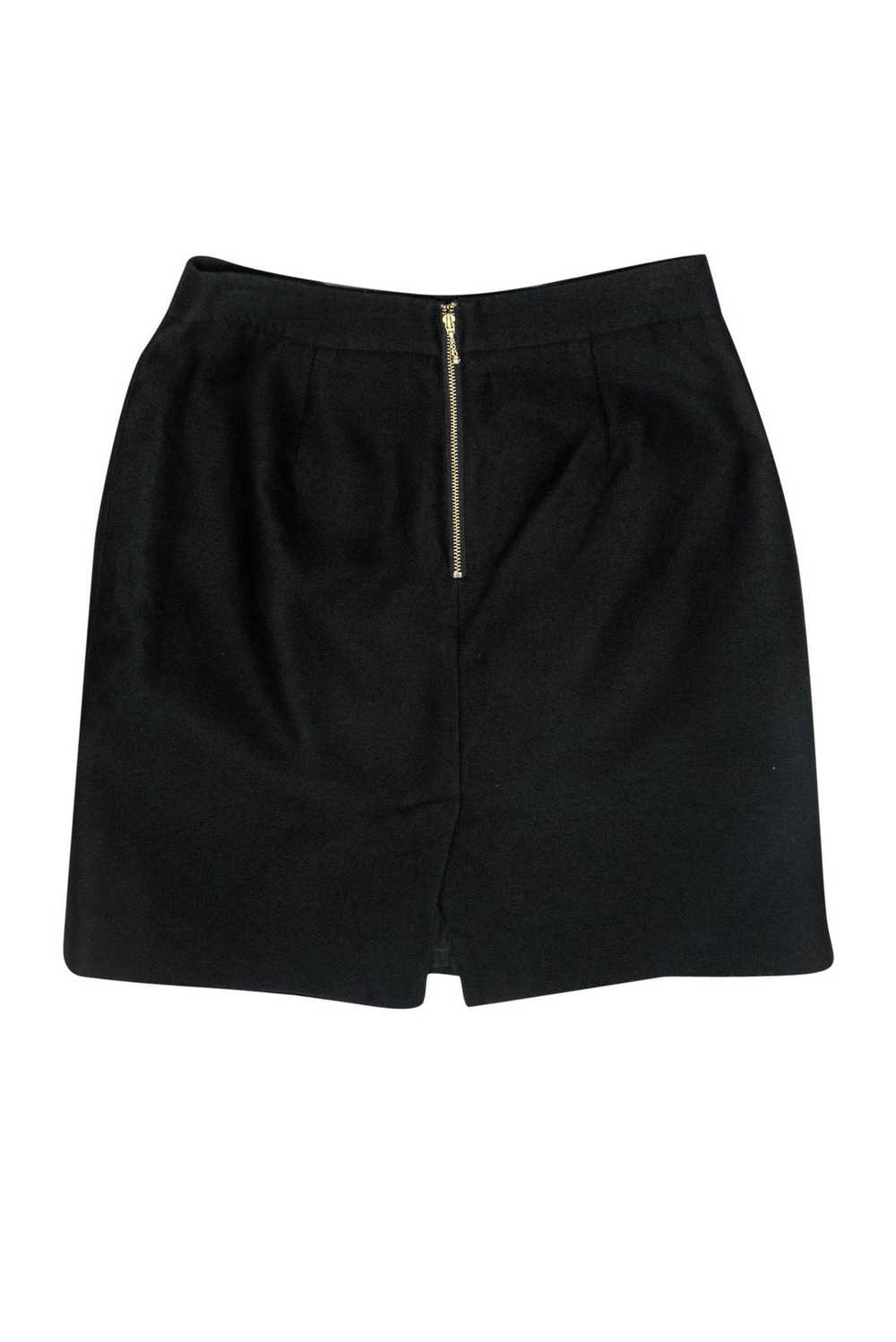 Kate Spade - Black Pencil Skirt w/ Front Chain Sz… - image 2