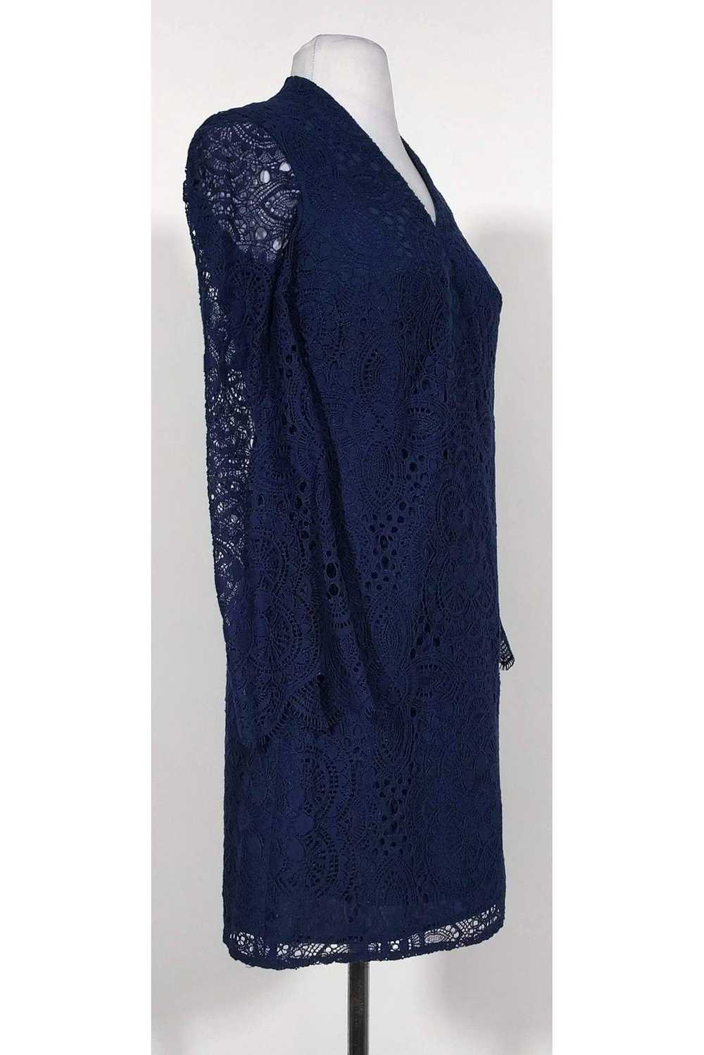 Lilly Pulitzer - Navy Lace Felicity Dress Sz 00 - image 2